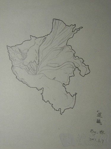 长在河南，生活在郑州，再排这个~河南省的“莲毓”美女似从高处落下，微闭双眼，令人好生怜惜(take pity o